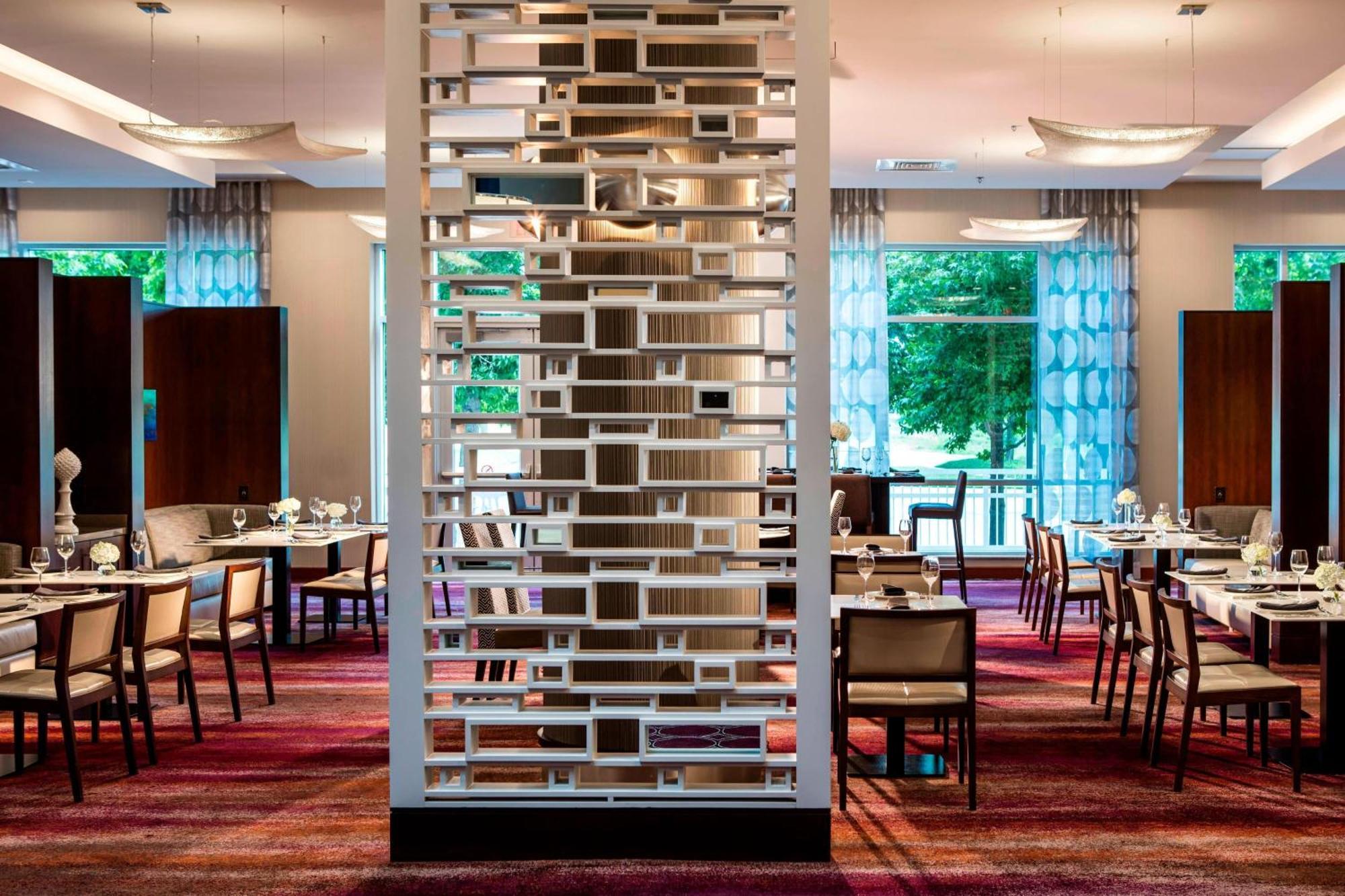 Renaissance Dallas Richardson Hotel Exterior photo